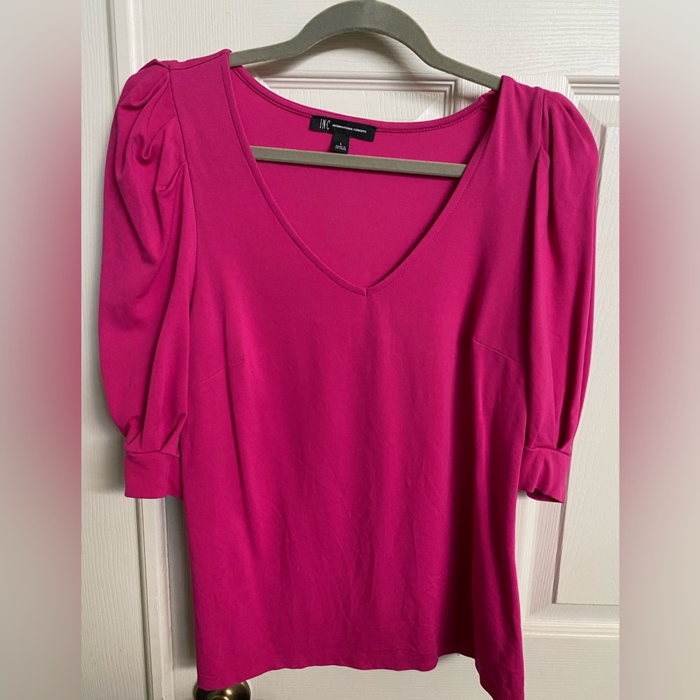 Ladies INC pink puff sleeve top.